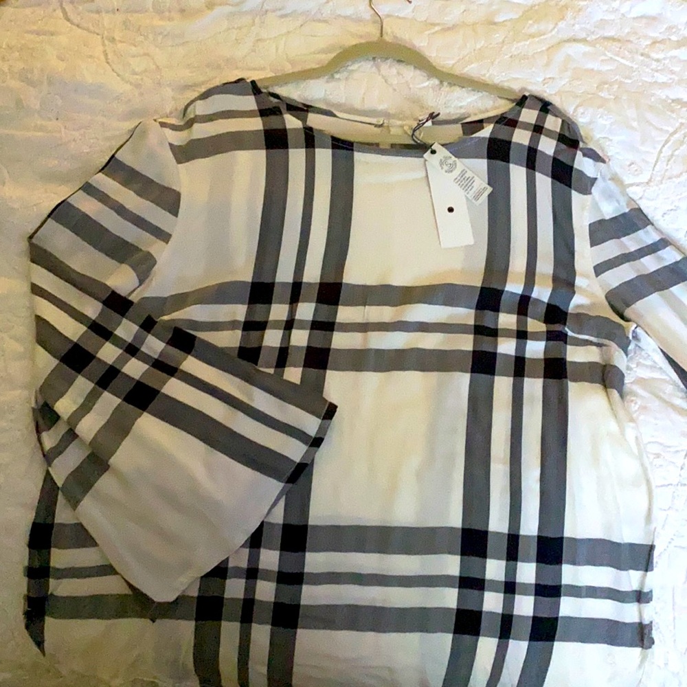 Treasure & Bond woman’s top